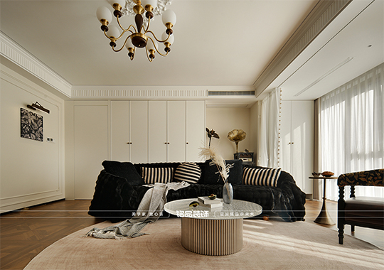 秦望府南一区  101平法式中古装修案例分享