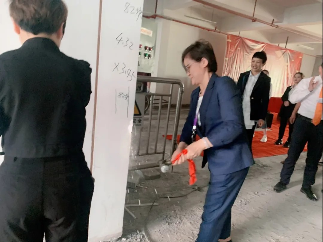 杭州装修公司铭品装饰再创新章，建德分公司开工典礼隆重举行