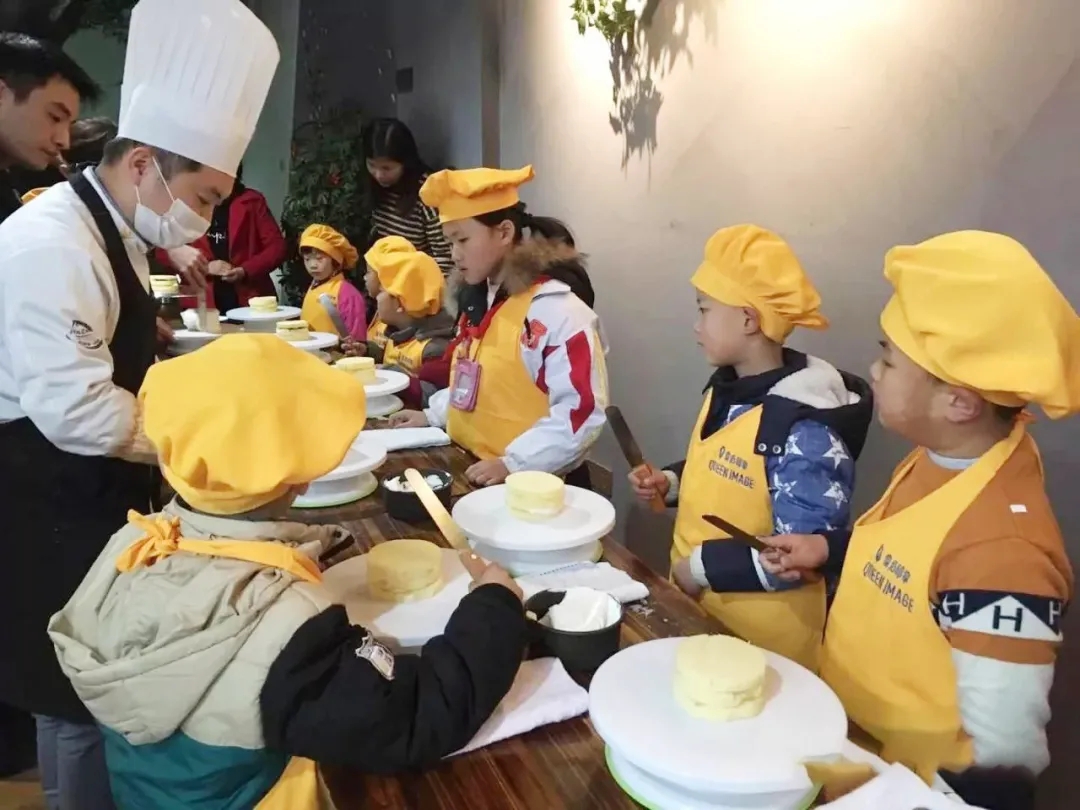 铭品装饰内购惠小小厨神