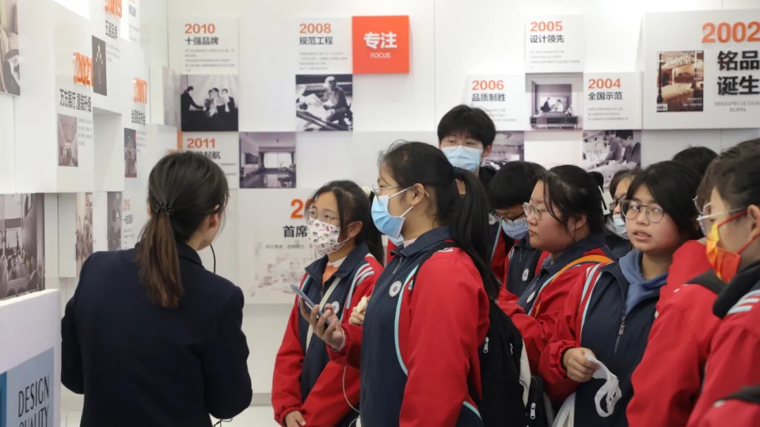 杭州市建设职业学校来铭品装饰